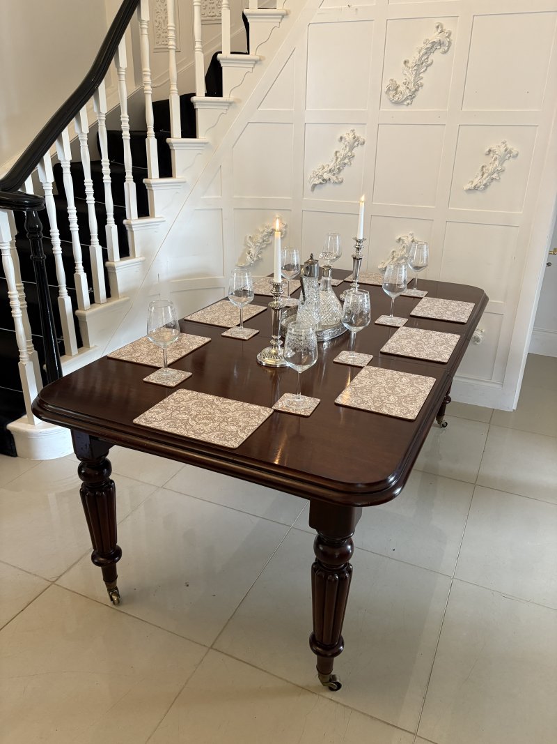 Superb Quality 8 Seater Antique Victorian Figured Mahogany Extending Dining Table - Image 14